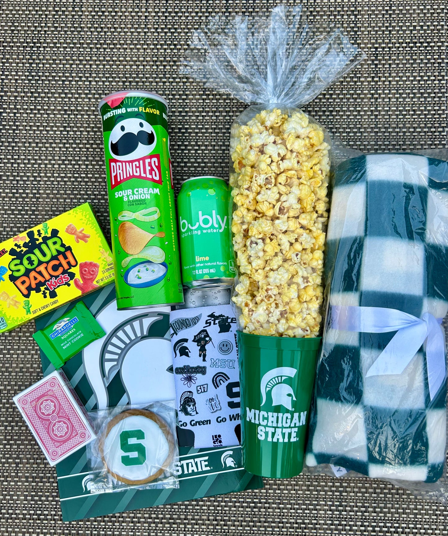 💚Welcome Spartan Tote Bag OR Bin🤍