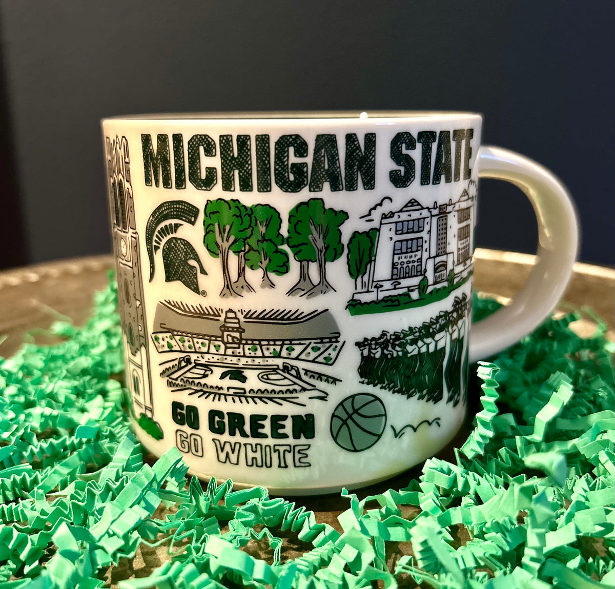 💚🎓Green & White Campus Memories Basket🎓🤍